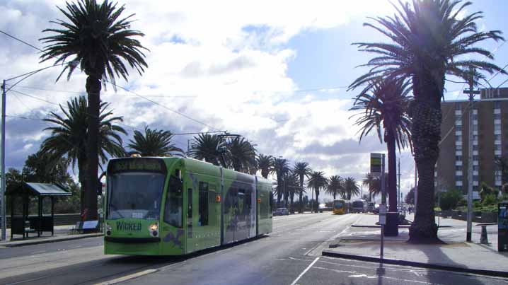 Yarra Trams Siemens Combino 3502 Wicked